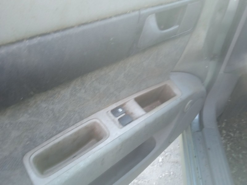 daewoo nubira sedán (j200) del año 2004