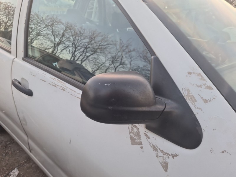 seat ibiza ii (6k1) del año 2001