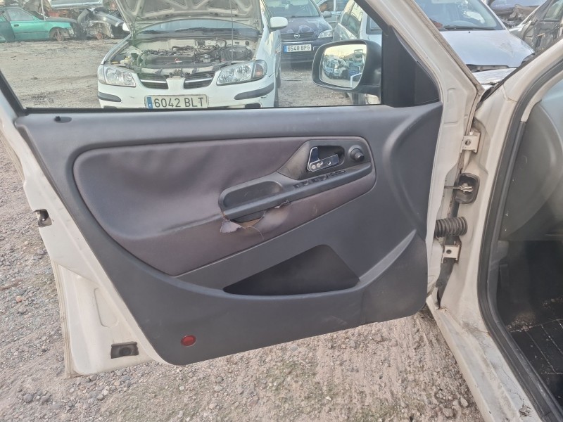 seat ibiza ii (6k1) del año 2001