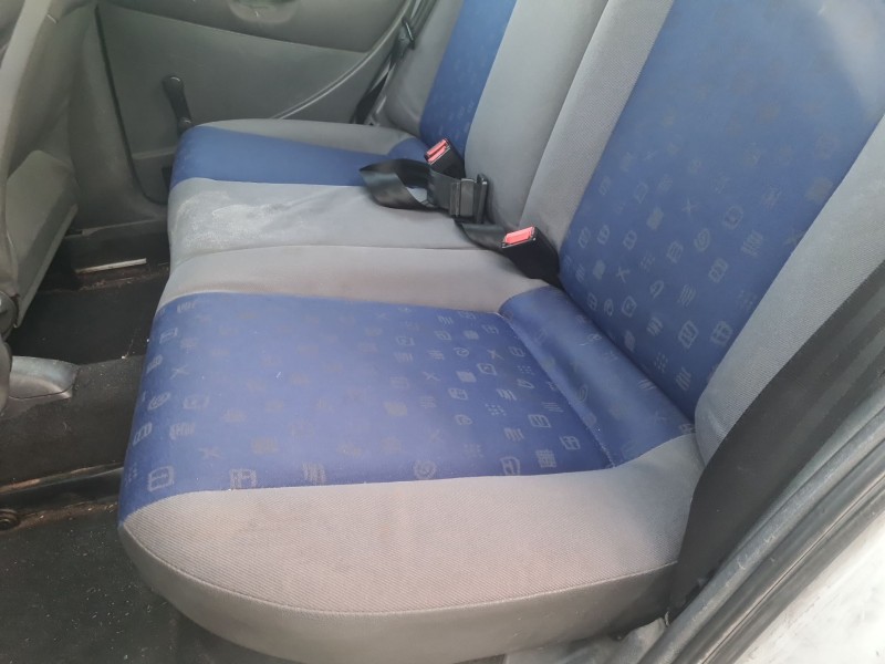 seat ibiza ii (6k1) del año 2001