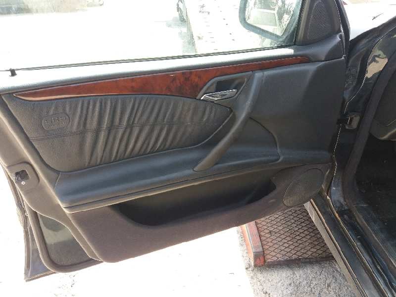 mercedes clase e (w210) berlina diesel 3.2 cdi cat   |   0.95 - 0.02 | 1995 - 2002 | 197 cv / 145 kw del año 1995