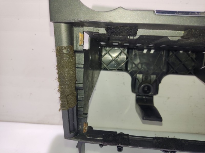 Recambio de moldura para ford mondeo iii (b5y) 2.0 tdci referencia OEM IAM 4S7118522 4S7118522CCW 