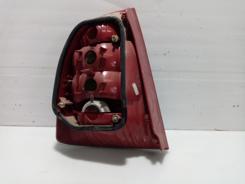 Recambio de piloto trasero derecho para skoda superb i (3u4) 1.9 tdi referencia OEM IAM 3U5945096  