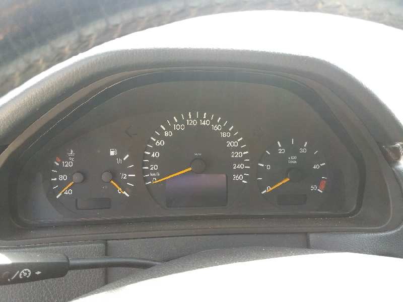 mercedes clase e (w210) berlina diesel 3.2 cdi cat   |   0.95 - 0.02 | 1995 - 2002 | 197 cv / 145 kw del año 1995