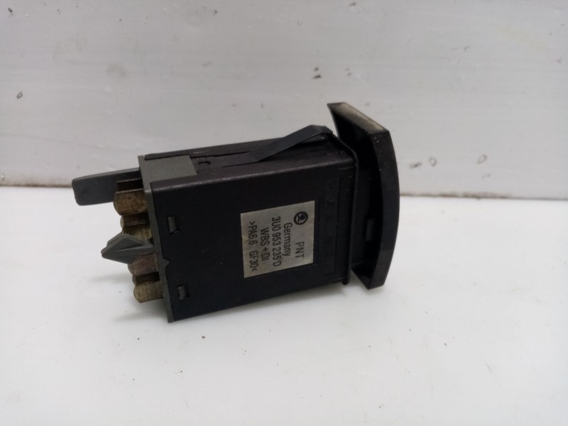 Recambio de warning para skoda superb i (3u4) 1.9 tdi referencia OEM IAM 3U0953235D  