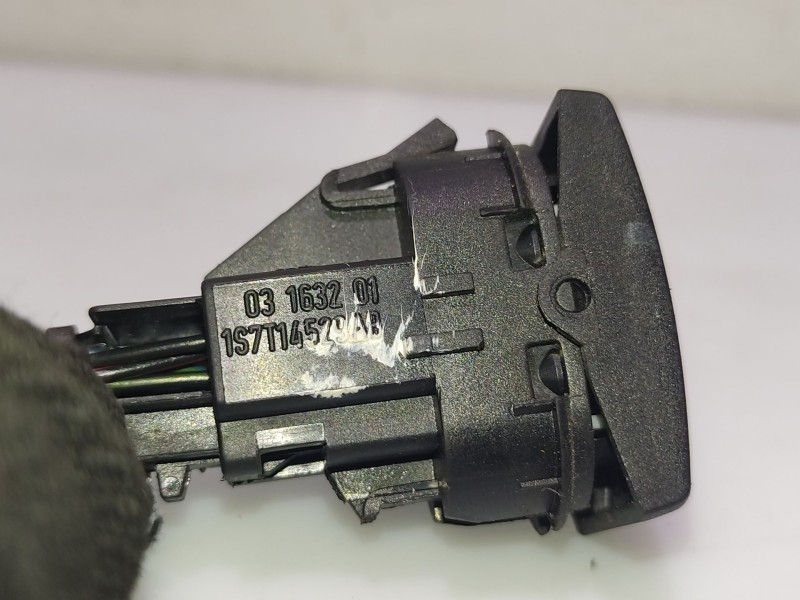 Recambio de mando elevalunas delantero derecho para ford mondeo iii (b5y) 2.0 tdci referencia OEM IAM 1S7T14529AB  