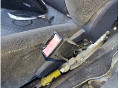 Recambio de anclaje cinturon delantero derecho para ford mondeo iii (b5y) 2.0 tdci referencia OEM IAM 1458725  