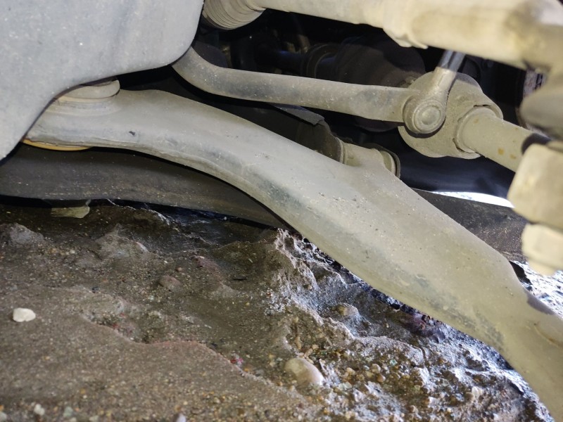 Recambio de brazo suspension inferior delantero derecho para ford mondeo iii (b5y) 2.0 tdci referencia OEM IAM 1522081  