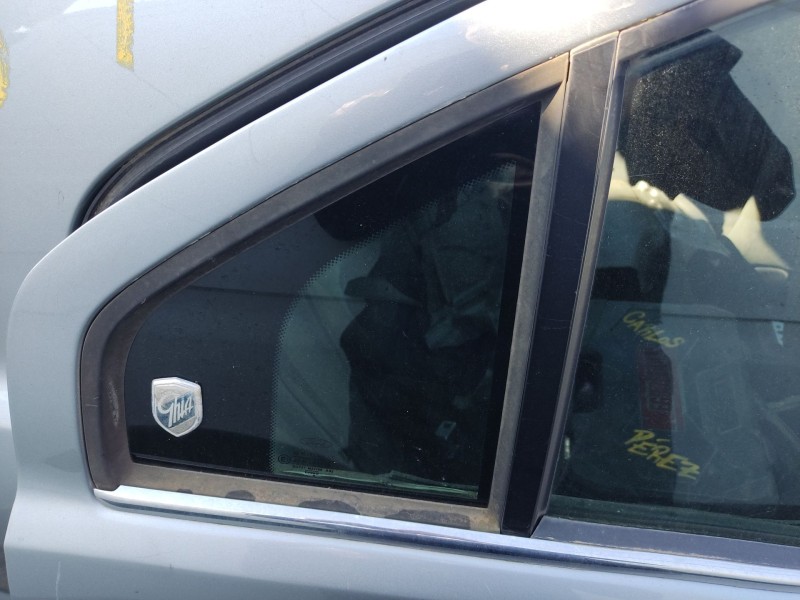 Recambio de luna custodia trasera derecha para ford mondeo iii (b5y) 2.0 tdci referencia OEM IAM 1346077  