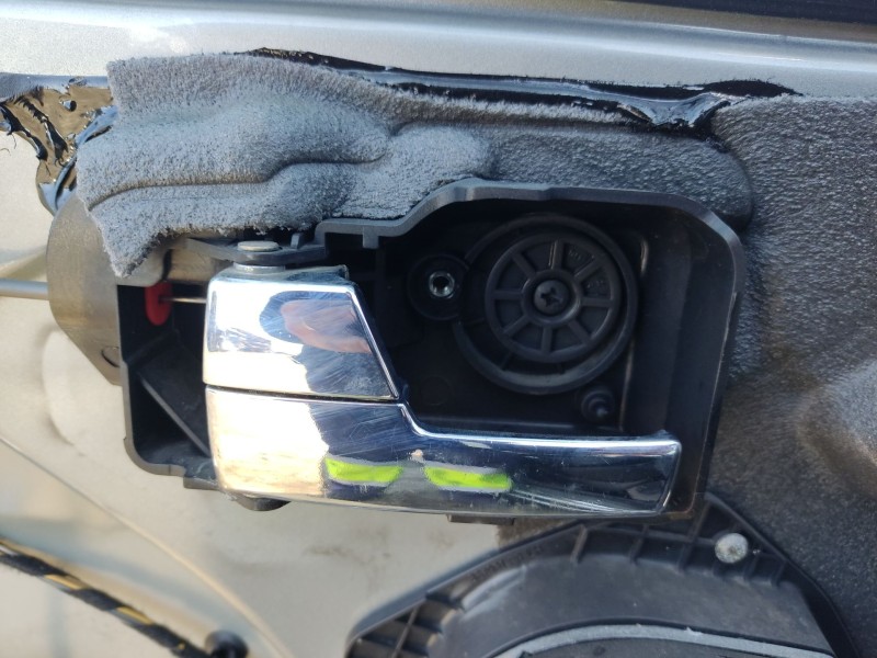 Recambio de maneta interior delantera izquierda para ford mondeo iii (b5y) 2.0 tdci referencia OEM IAM 1352107 1352108 