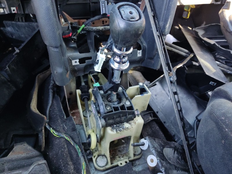 Recambio de palanca cambio para ford mondeo iii (b5y) 2.0 tdci referencia OEM IAM 1369447 1426873 