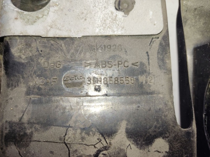 Recambio de moldura para volkswagen passat b5.5 (3b3) 1.9 tdi 4motion referencia OEM IAM 3D1858559  