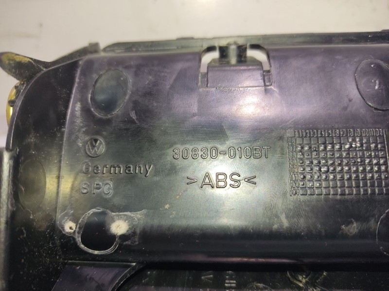 Recambio de cenicero para volkswagen passat b5.5 (3b3) 1.9 tdi 4motion referencia OEM IAM 30830010BT  
