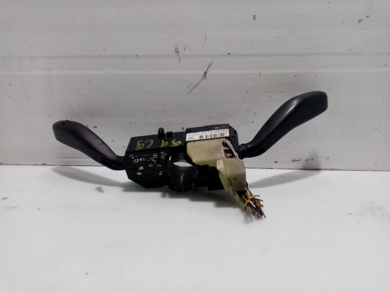 Recambio de mando multifuncion para seat ibiza iii (6l1) 1.4 tdi referencia OEM IAM 6Q0953503D  