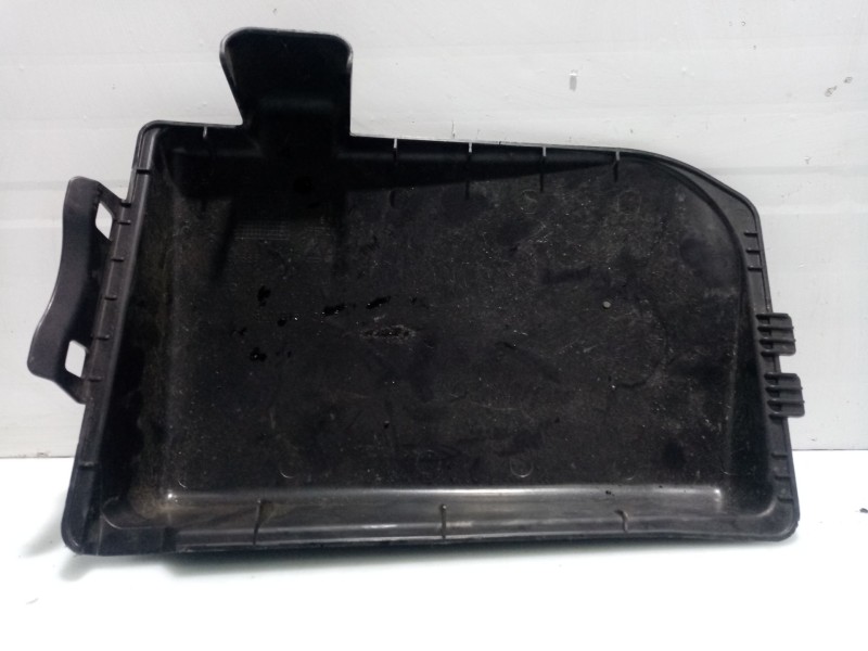 Recambio de moldura para seat ibiza iii (6l1) 1.4 tdi referencia OEM IAM 6Q0915429B  