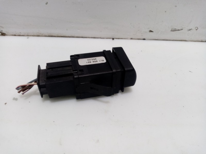 Recambio de interruptor para seat ibiza iii (6l1) 1.4 tdi referencia OEM IAM 6L1959621  