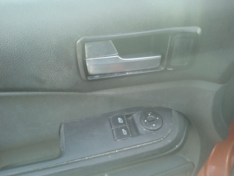 ford focus c-max (dm2) del año 2004