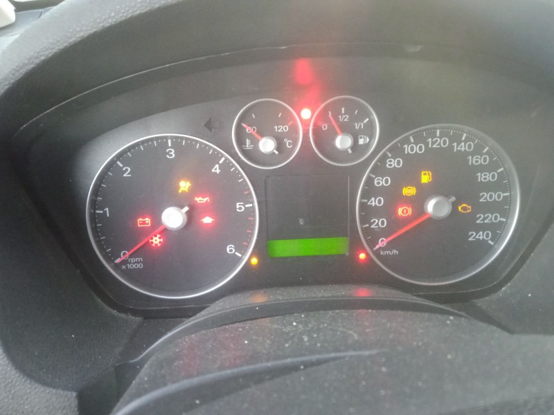 ford focus c-max (dm2) del año 2004