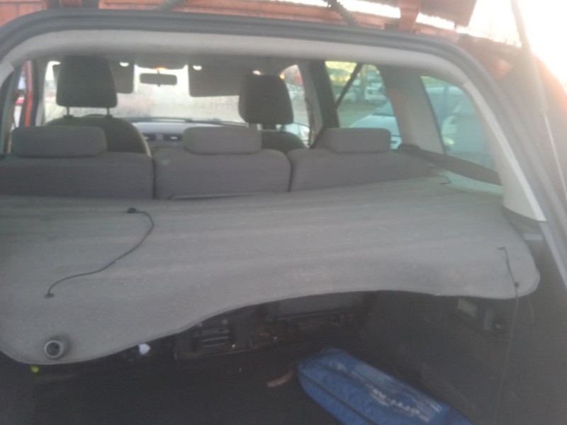 ford focus c-max (dm2) del año 2004