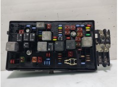Recambio de caja reles / fusibles para opel insignia a (g09) 2.0 cdti (68) referencia OEM IAM 13255300 529050199 13343479