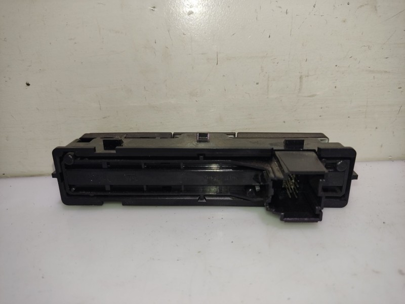 Recambio de warning para opel insignia a (g09) 2.0 cdti (68) referencia OEM IAM 13324594  