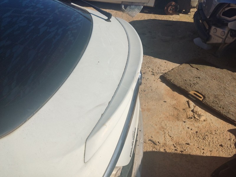 Recambio de aleron trasero para opel insignia a (g09) 2.0 cdti (68) referencia OEM IAM 13266863  