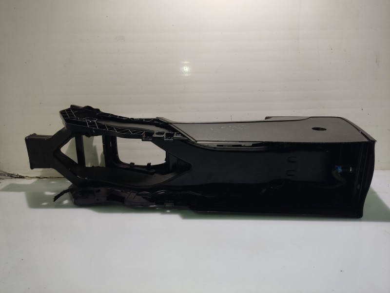 Recambio de consola central para opel insignia a (g09) 2.0 cdti (68) referencia OEM IAM 22792666  