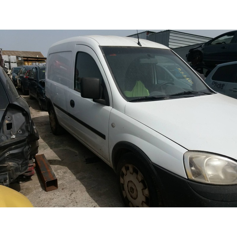 opel combo (corsa c) 1.7 16v cdti   |   0.01 - ... | 2001 | 101 cv / 74 kw del año 2001