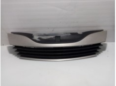 Recambio de calandra delantera de radiador para renault laguna ii (bg0/1_) 1.9 dci (bg1a, bg1v) referencia OEM IAM 820012581  