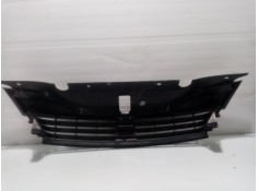 Recambio de calandra delantera de radiador para renault laguna ii (bg0/1_) 1.9 dci (bg1a, bg1v) referencia OEM IAM 820012581   2