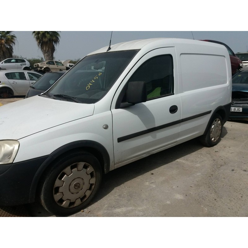 opel combo (corsa c) 1.7 16v cdti   |   0.01 - ... | 2001 | 101 cv / 74 kw del año 2001
