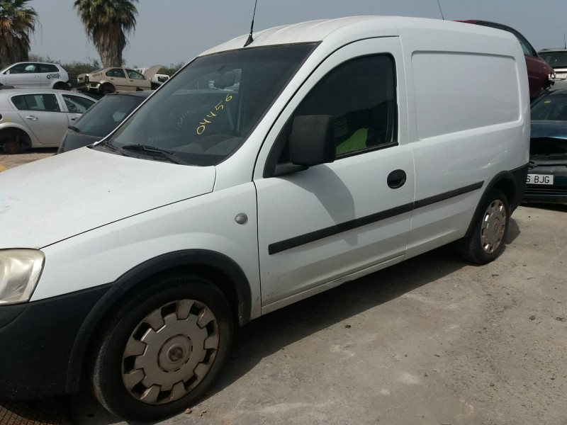 opel combo (corsa c) 1.7 16v cdti   |   0.01 - ... | 2001 | 101 cv / 74 kw del año 2001