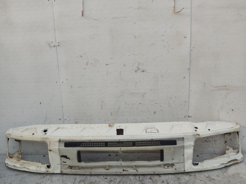 Recambio de panel frontal para iveco daily caja abierta / volquete 2.8 diesel referencia OEM IAM 93937476  