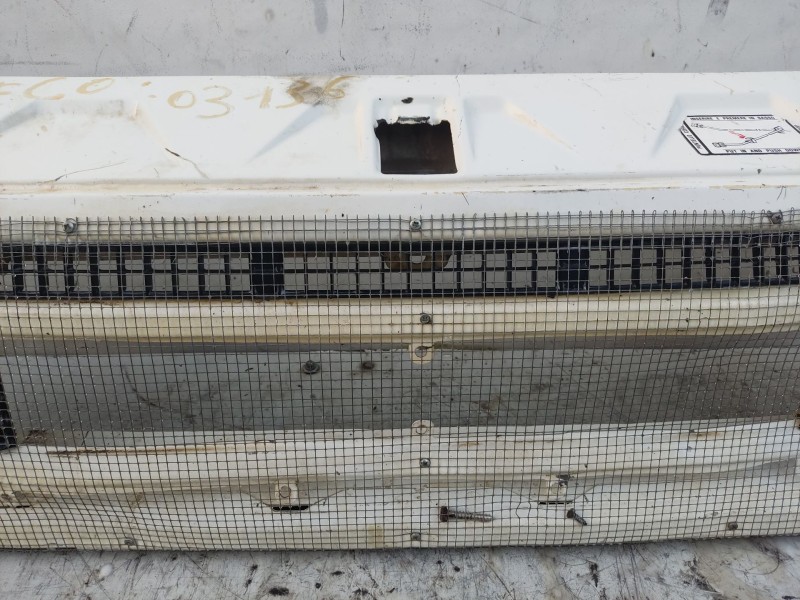 Recambio de panel frontal para iveco daily caja abierta / volquete 2.8 diesel referencia OEM IAM 93937476  