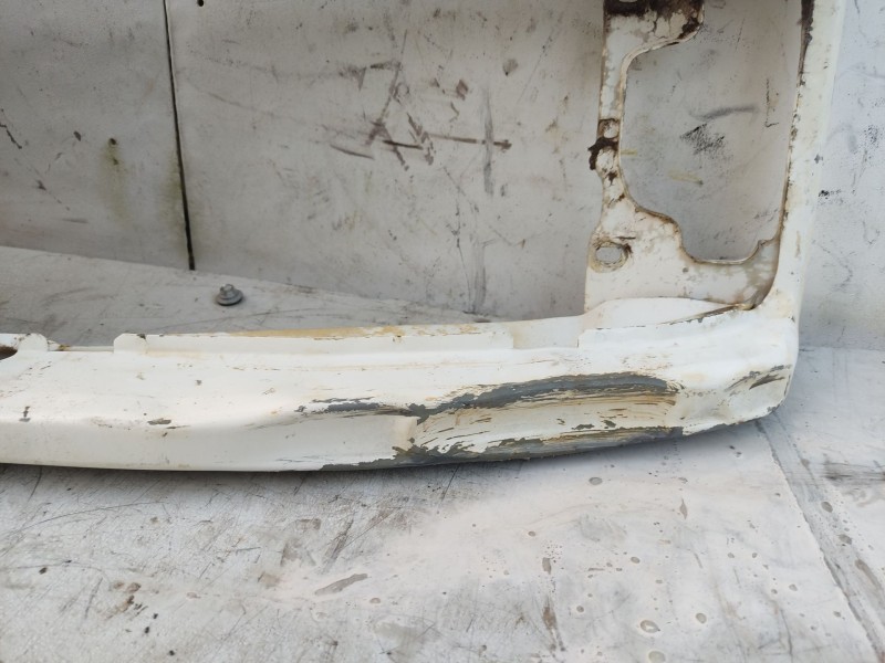 Recambio de panel frontal para iveco daily caja abierta / volquete 2.8 diesel referencia OEM IAM 93937476  