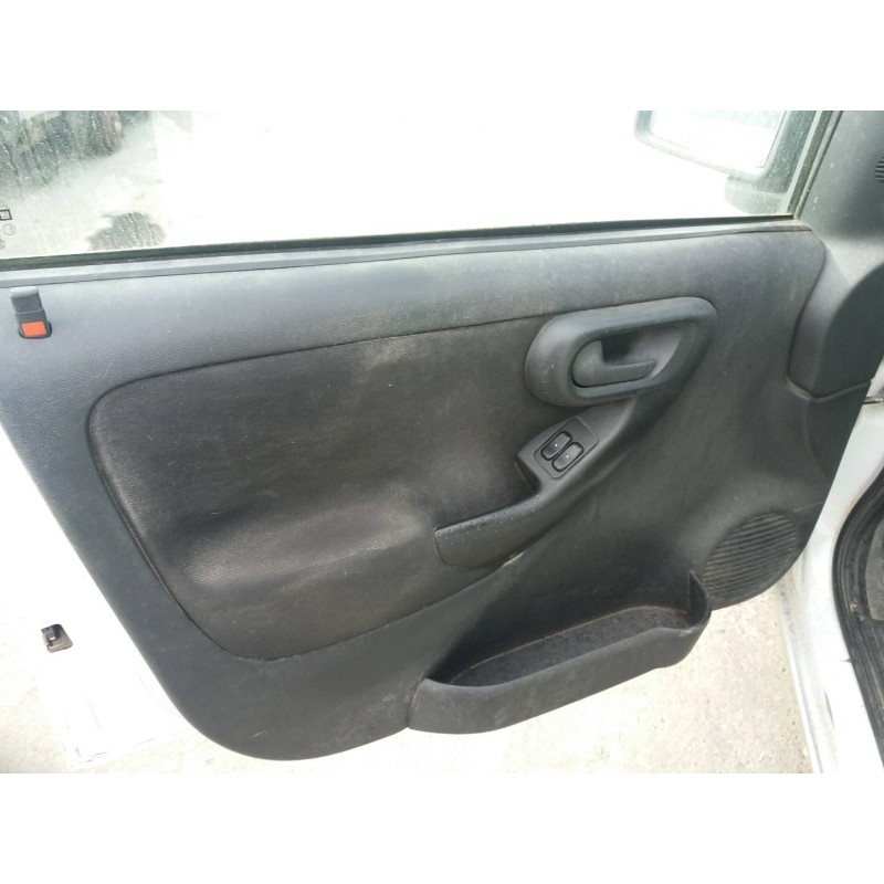 opel combo (corsa c) 1.7 16v cdti   |   0.01 - ... | 2001 | 101 cv / 74 kw del año 2001