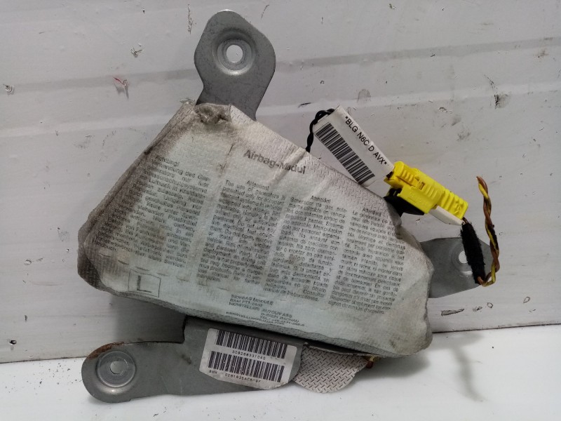 Recambio de airbag lateral delantero izquierdo para bmw 5 (e39) 520 i referencia OEM IAM 30826833104G  