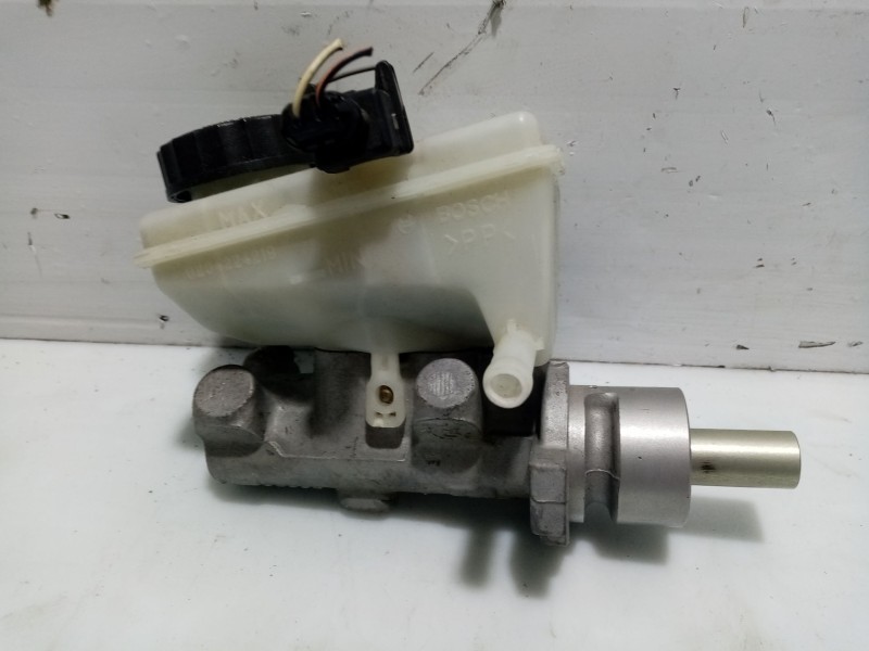 Recambio de bomba freno para toyota yaris (_p1_) 1.0 (scp10_) referencia OEM IAM 22418079  