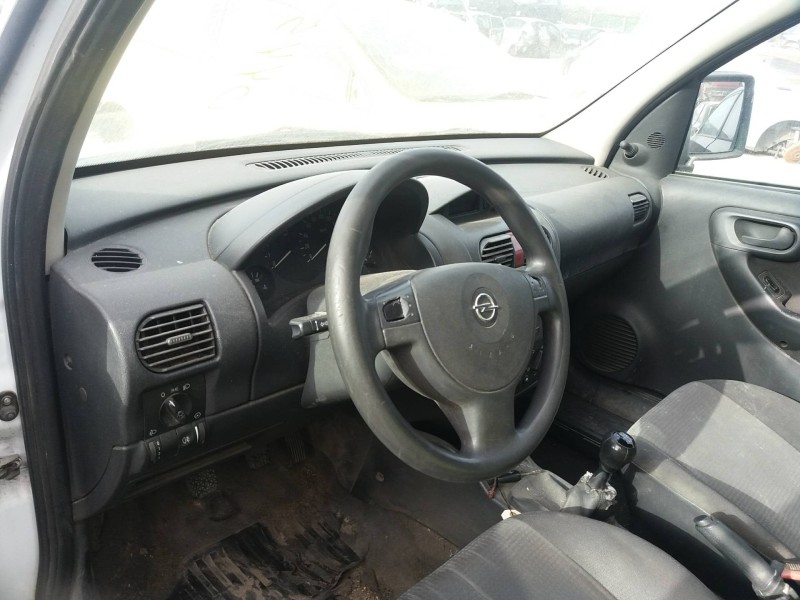 opel combo (corsa c) 1.7 16v cdti   |   0.01 - ... | 2001 | 101 cv / 74 kw del año 2001