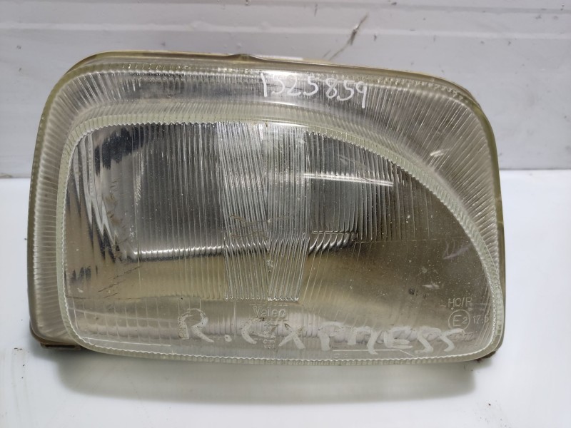 Recambio de faro derecho para renault rapid/express (f40) referencia OEM IAM 7701035239   Recambio de faro derecho para renault rapid/express (f40) referencia OEM IAM 7701035239