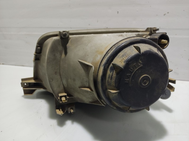 Recambio de faro derecho para renault 19 hatchback (b/c53) referencia OEM IAM 7701042948  