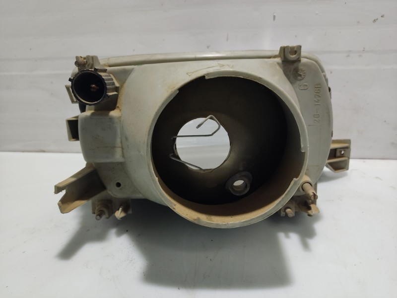 Recambio de faro izquierdo para renault 19 hatchback (b/c53) referencia OEM IAM 7701042947  