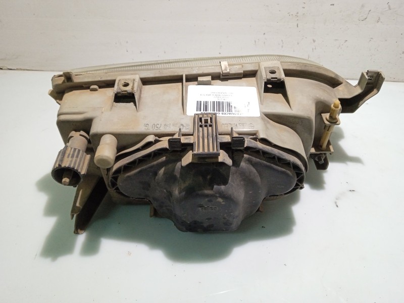 Recambio de faro izquierdo para renault 19 hatchback (b/c53) referencia OEM IAM 7701036027  