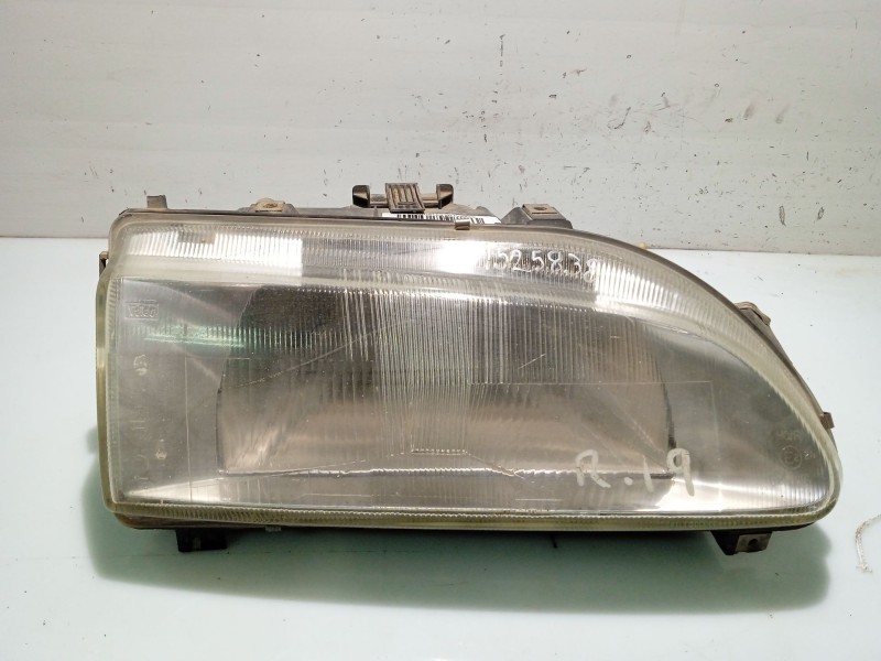 Recambio de faro derecho para renault 19 hatchback (b/c53) referencia OEM IAM 7701036028  