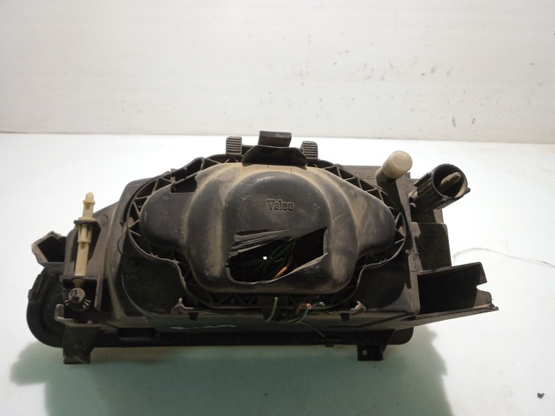 Recambio de faro derecho para renault 19 hatchback (b/c53) referencia OEM IAM 7701036028  