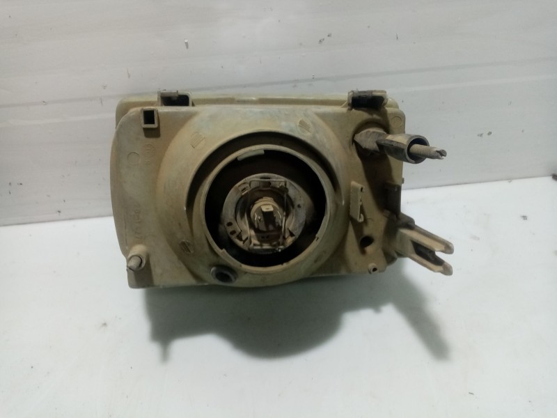 Recambio de faro derecho para renault 21 berlina (b/l48) referencia OEM IAM 7701034133   Recambio de faro derecho para renault 21 berlina (b/l48) referencia OEM IAM 7701034133