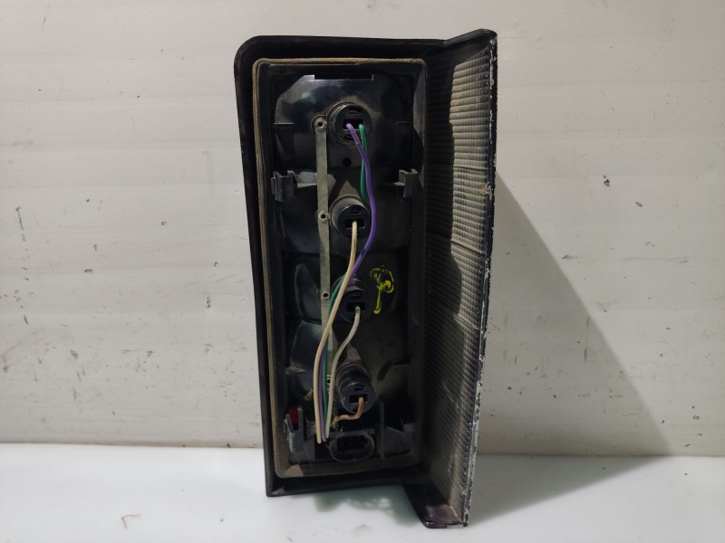 Recambio de piloto trasero izquierdo para renault espace (j11) referencia OEM IAM 1532518PTI   Recambio de piloto trasero izquierdo para renault espace (j11) referencia OEM IAM 1532518PTI