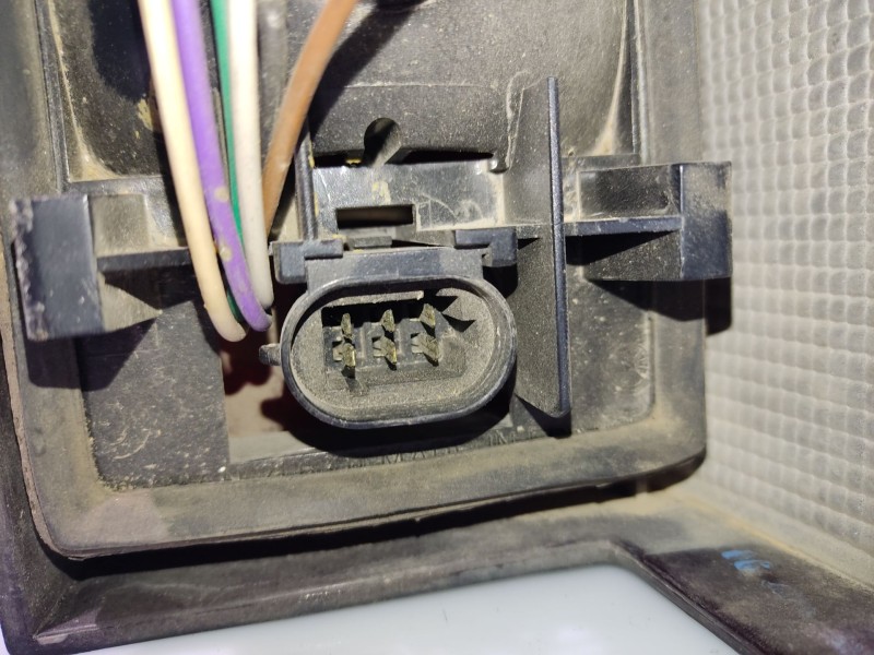 Recambio de piloto trasero izquierdo para renault espace (j11) referencia OEM IAM 1532518PTI   Recambio de piloto trasero izquierdo para renault espace (j11) referencia OEM IAM 1532518PTI