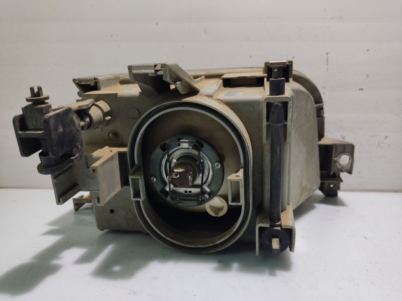 Recambio de faro izquierdo para renault clio i fase i+ii (b/c57) referencia OEM IAM 7701034146  