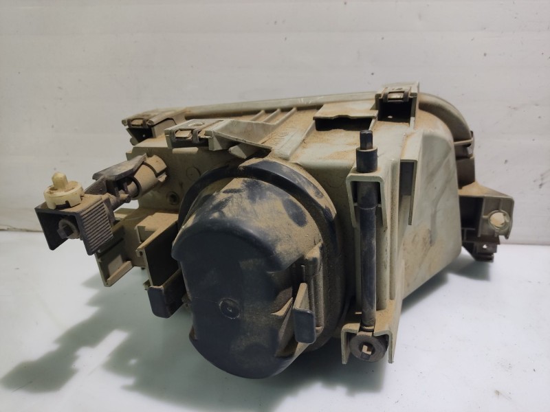 Recambio de faro izquierdo para renault clio i fase i+ii (b/c57) referencia OEM IAM 7701034146  